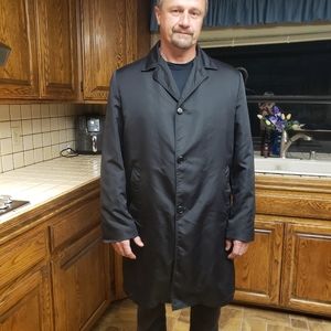 Mens Calvin klein Size L Raincoat with removable lining. Made in Italy